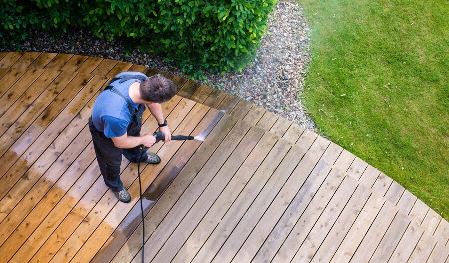 Pressure washing by Florida's Finest Painting LLC